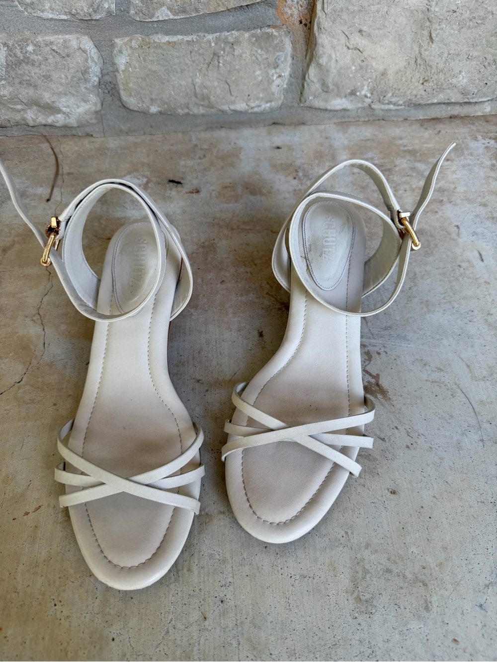 Schutz 8.5 Cream Low Heel Sandals